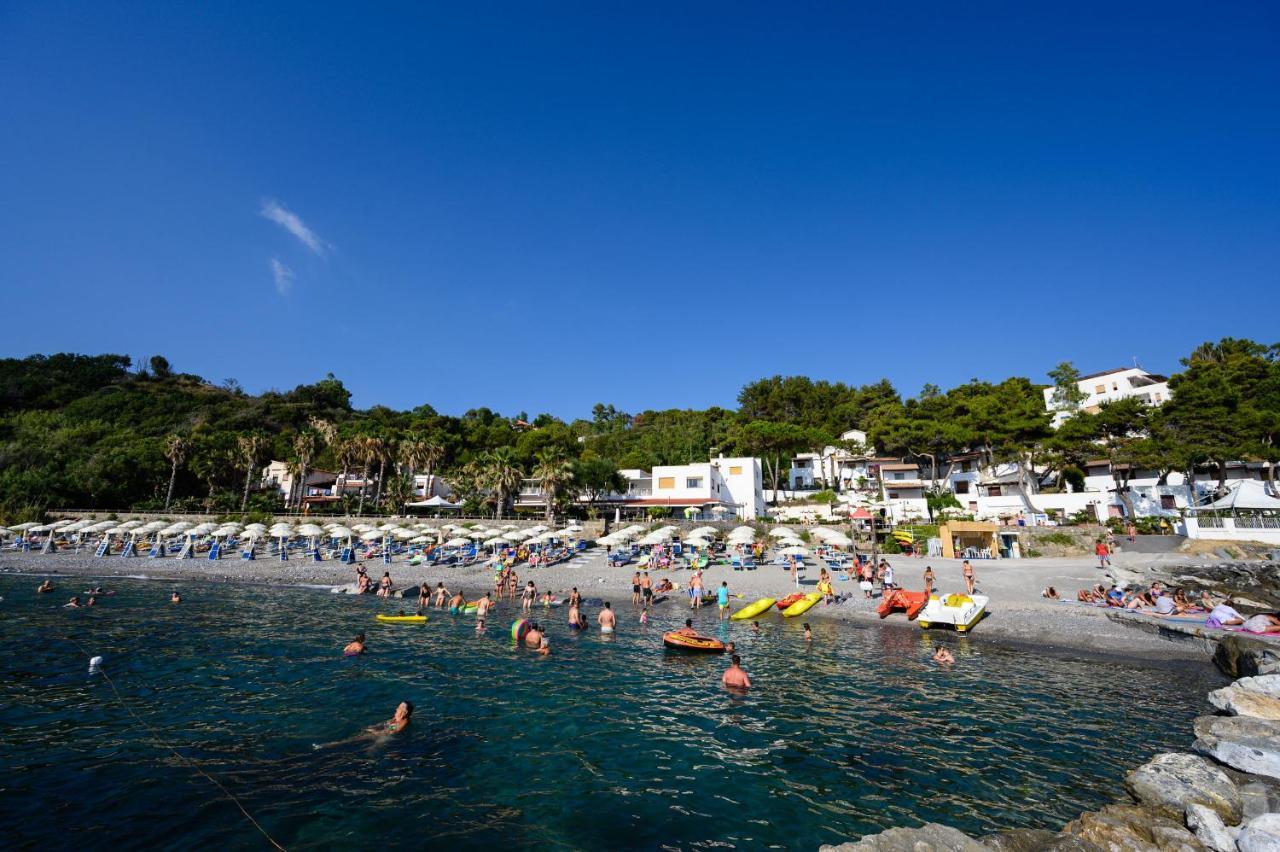 Villaggio Stella Del Sud & Resort Pisciotta Exteriör bild