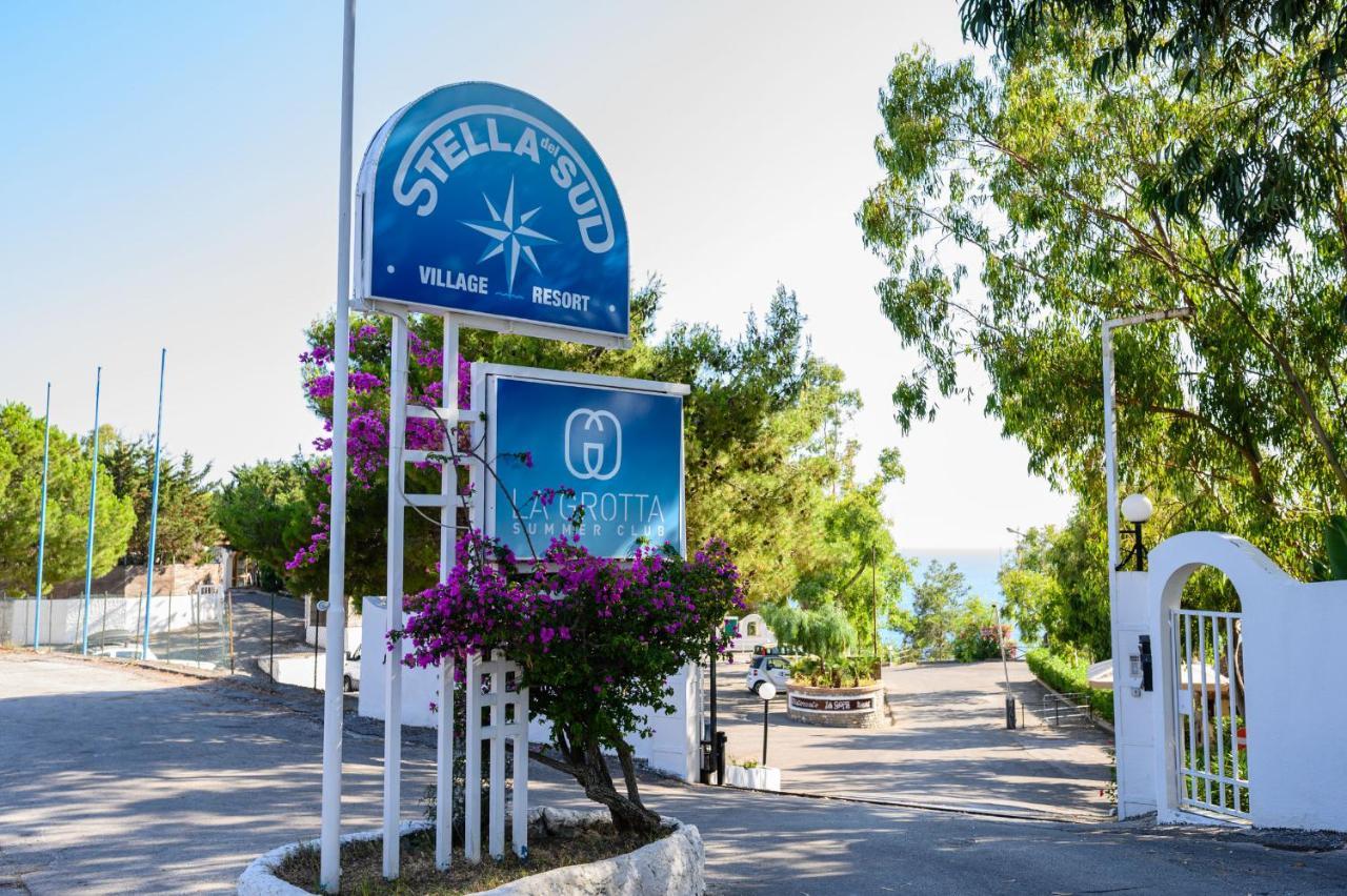 Villaggio Stella Del Sud & Resort Pisciotta Exteriör bild