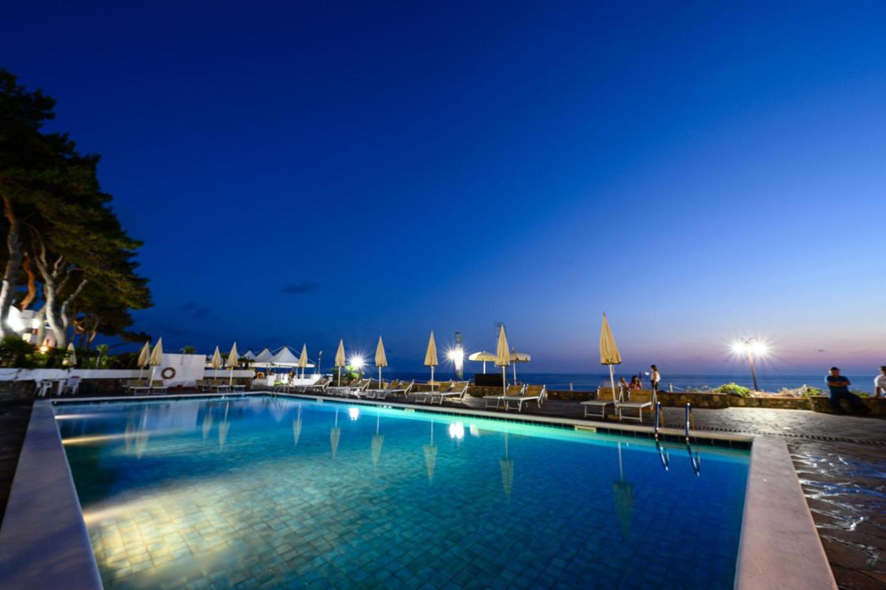Villaggio Stella Del Sud & Resort Pisciotta Exteriör bild